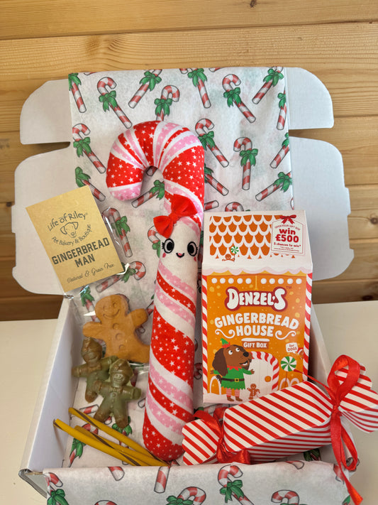 Black Friday Secret Santa Box : Sweet Treats Bundle